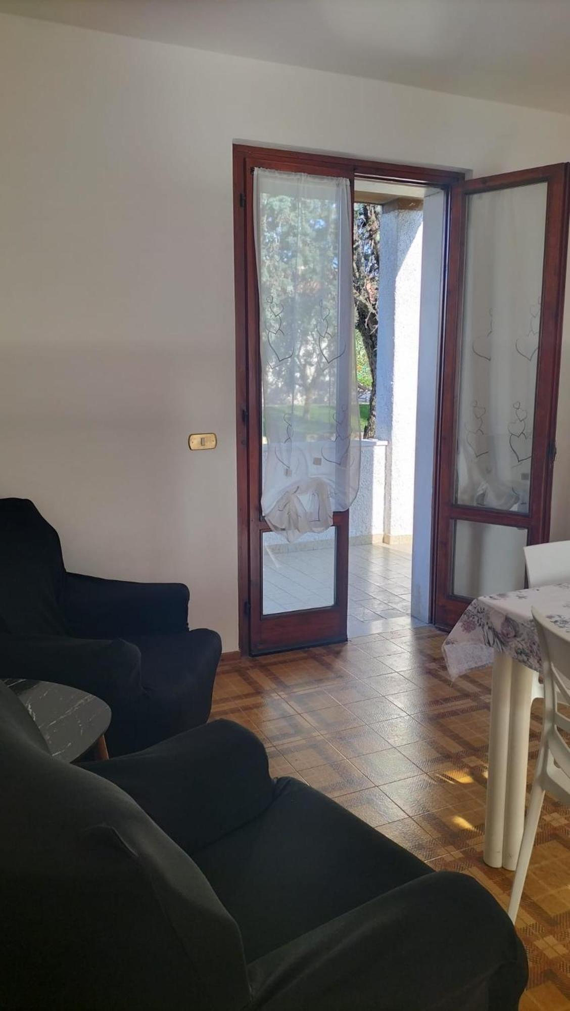Casa Viale Delle Rose Apartment *
