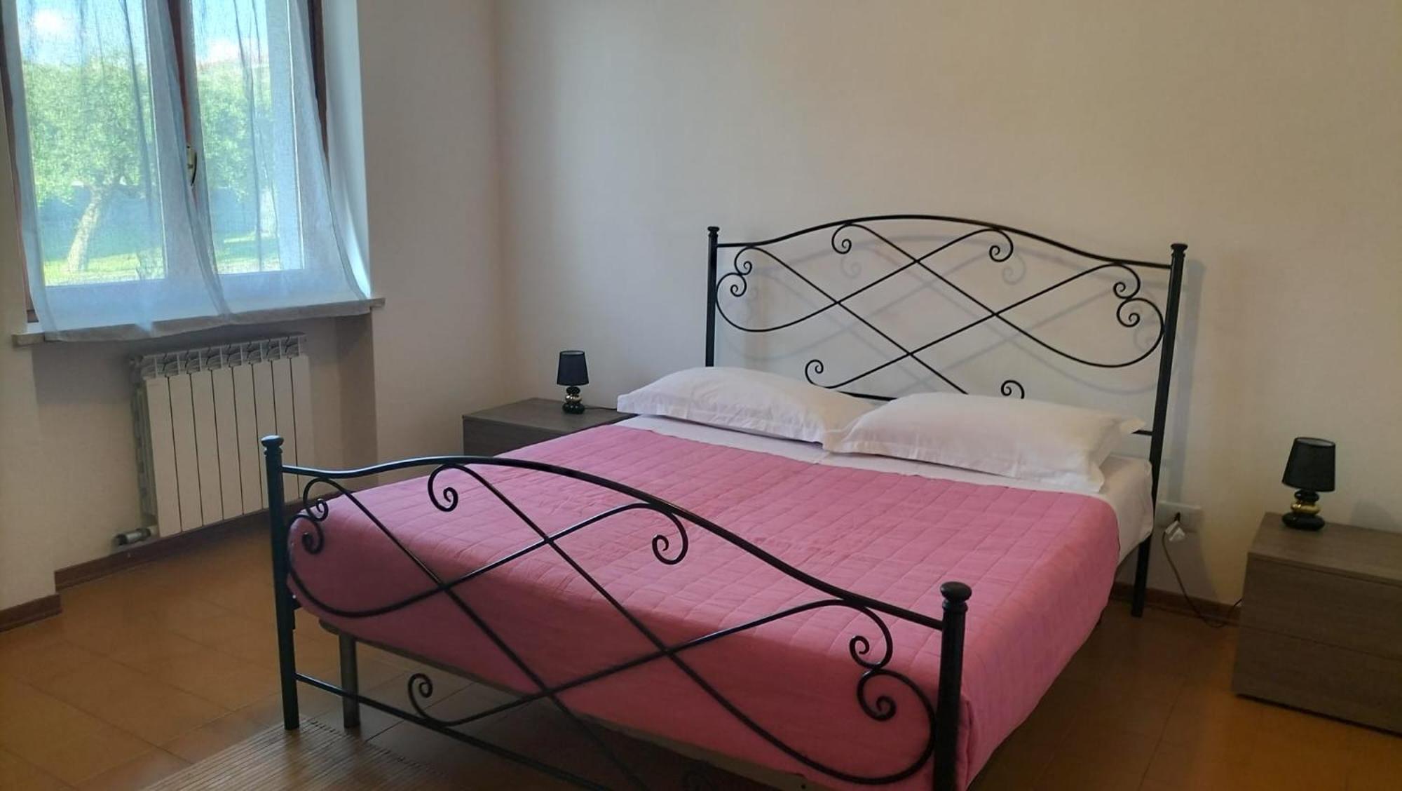 Casa Viale Delle Rose Apartment *